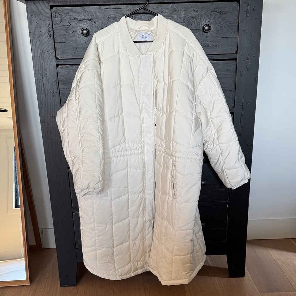 White Puffer Jacket Quilted Design